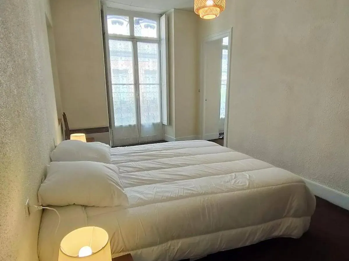 Appartement 2 Pieces Central A Cauterets Avec Balcon, Parking Et Proximite Citycab - Fr-1-234-145 Francie